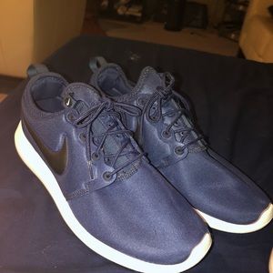 Nike Roshe 2’s Size 11